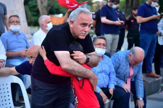 Saraçhane Parkı'nda 15 Temmuz Milli Birlik ve Demokrasi nöbeti