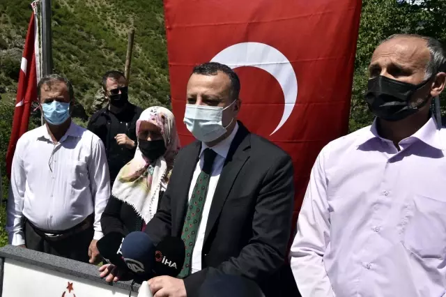 Son dakika: Şehit Öğretmen Necmettin Yılmaz şehadetinin 4. yılında kabri başında anıldı