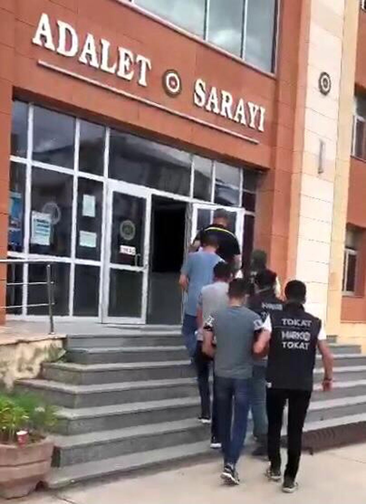 Tokat'ta uyuşturucu operasyonu: 5 tutuklama