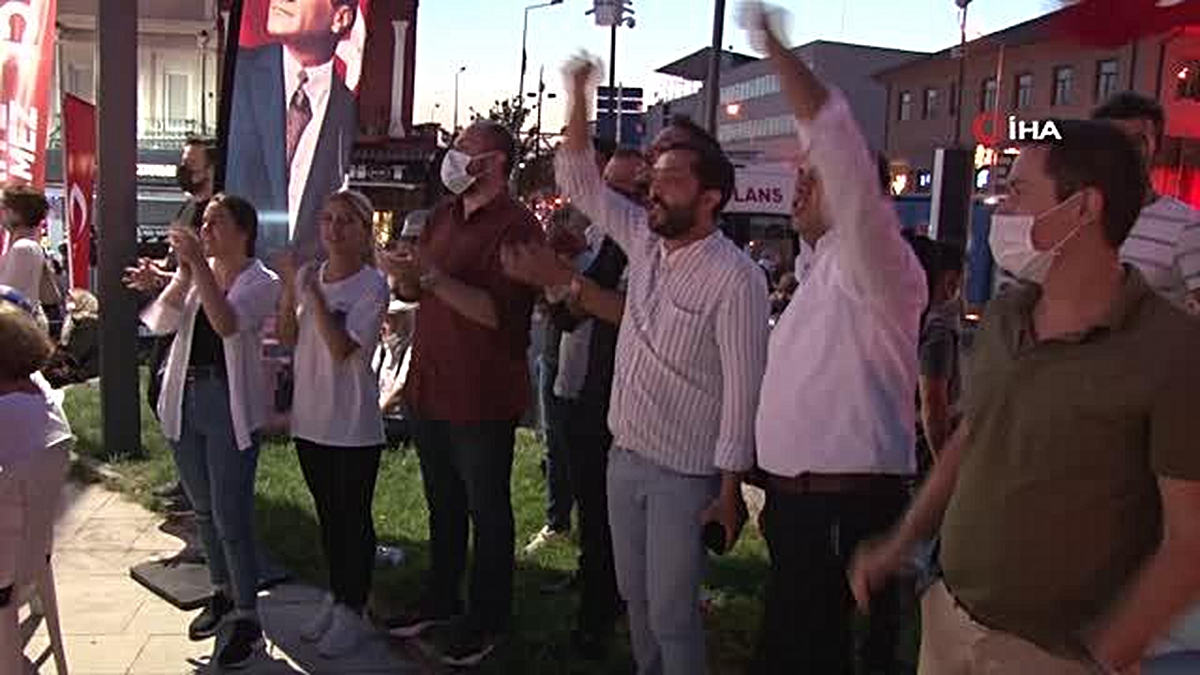Vali Canalp: "Milletimiz tarih boyunca bedel ödeyerek hayatta kalmış ve bugüne gelmiştir" - Vimarsana News