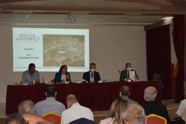 GAZİANTEP - Vali Gül, İslahiye'de muhtarlar bir araya geldi