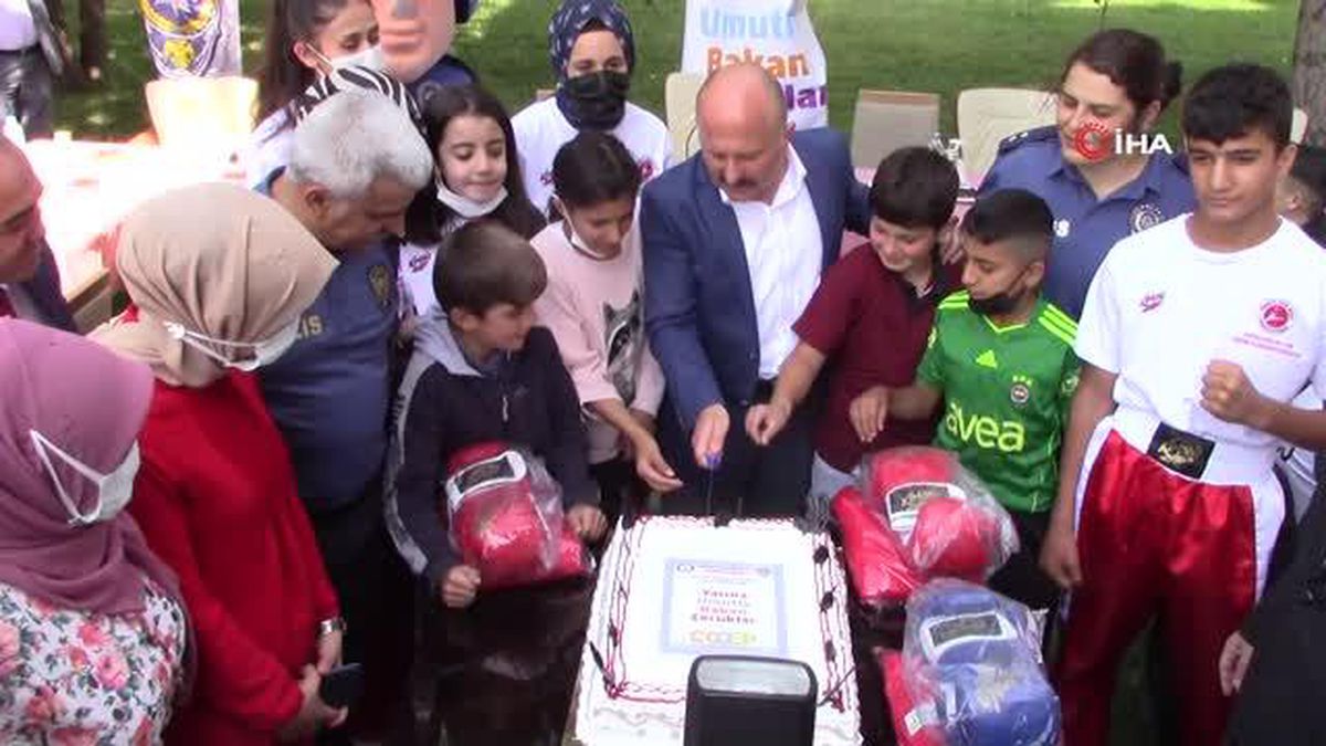'Yarına Umutla Bakan Çocuklar' Ağrı'da bir araya geldi