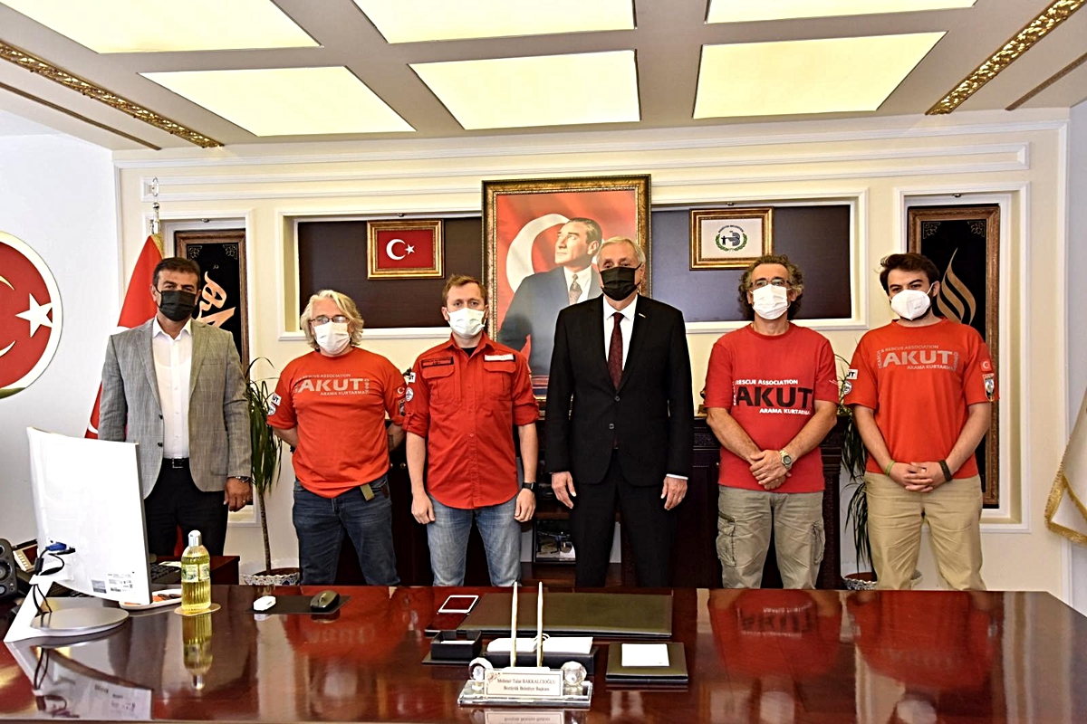 AKUT BOZÜYÜK EKİBİ'NDEN ZİYARET 17 Temmuz 2021, 07: 32 - Vimarsana News