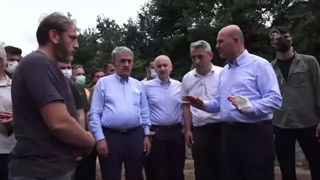 Bakanlar Soylu ve Karaismailoğlu, Rize'de afet bölgesindeki incelemelerini sürdürdü