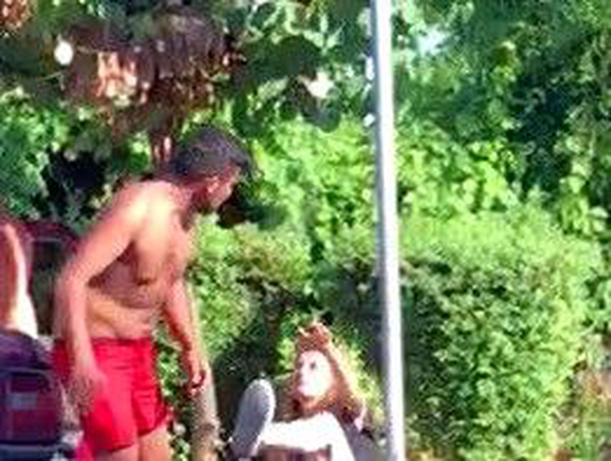 Balayı için Marmaris'e gelen çift tekme tokat birbirine girdi