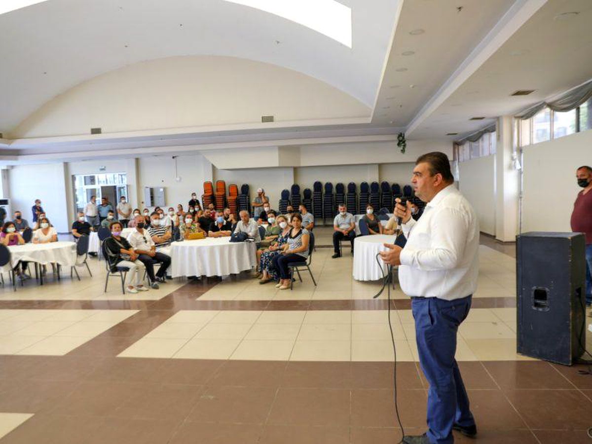 Başkan Yetişkin personelle bayramlaştı