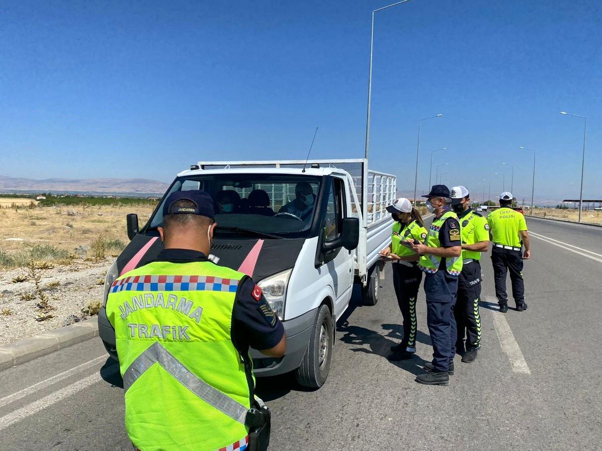 Bayram öncesi drone destekli trafik denetimi