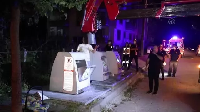 Bebek atıldığı iddiasıyla çöp yığınları arasında arama yapıldı