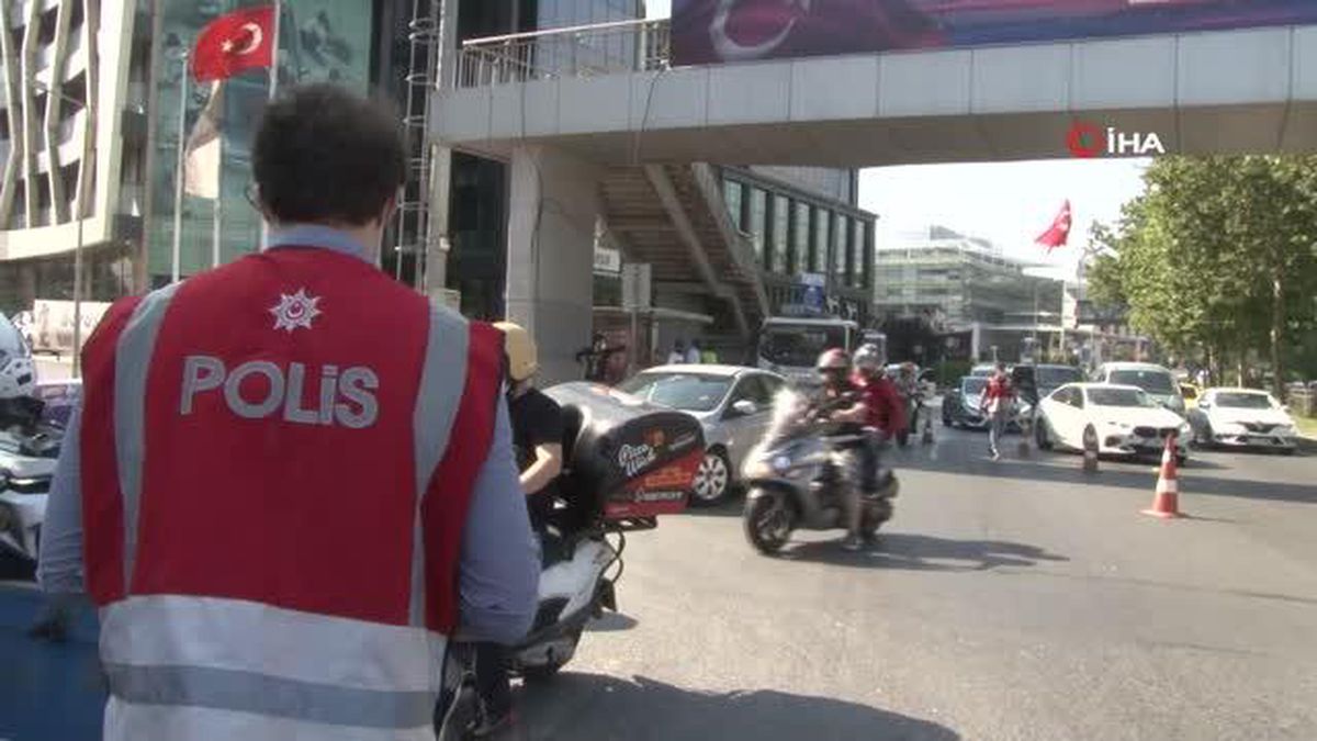 Beyoğlu'nda motosiklet denetimi