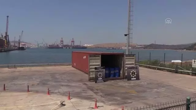 Çin'den getirilen bir konteynerde uyuşturucu yapımında kullanılan kimyasal madde ele geçirildi