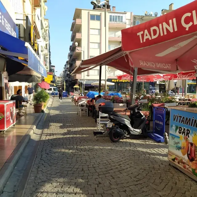 Son dakika haberi: İtfaiyenin saniyelerle yarışı, sokak işgallerini gündeme getirdi