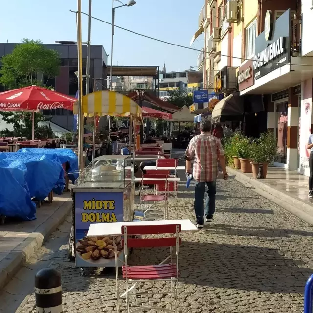 Son dakika haberi: İtfaiyenin saniyelerle yarışı, sokak işgallerini gündeme getirdi