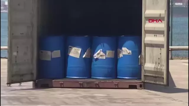 İZMİR'DE UYUŞTURUCU YAPIMINDA KULLANILAN 26 TON MALZEME ELE GEÇİRİLDİ-TAMAMI