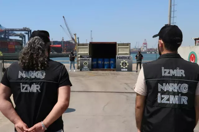 Çin'den getirilen bir konteynerde uyuşturucu yapımında kullanılan kimyasal madde ele geçirildi