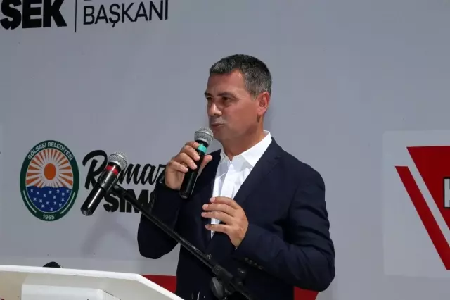 Kurbanlık tosunlar podyumda güzelliklerini sergiledi 13 Kurbanlık tosunlar podyumda güzelliklerini sergiledi