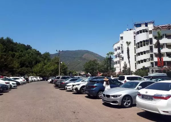 MARMARİS BAYRAM SÜRESİNCE NÜFUSUNUN 5 KATI TURİST AĞIRLAYACAK