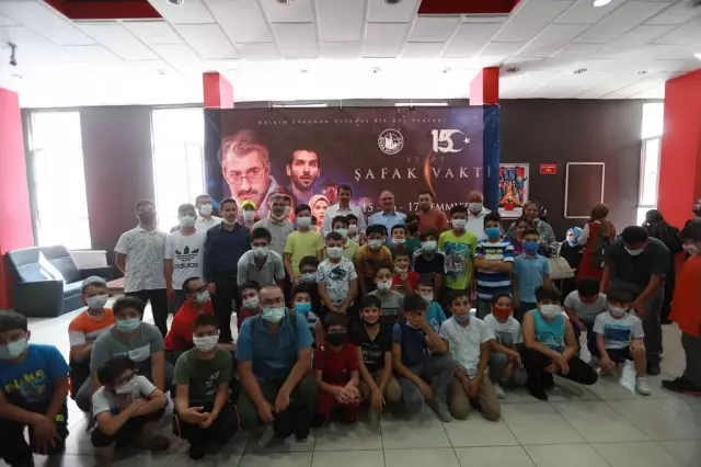 BAŞKANIMIZ BİLGİN 'ŞAFAK VAKTİ' FİLMİNİ ŞEHİT AİLELERİYLE BİRLİKTE İZLEDİ…