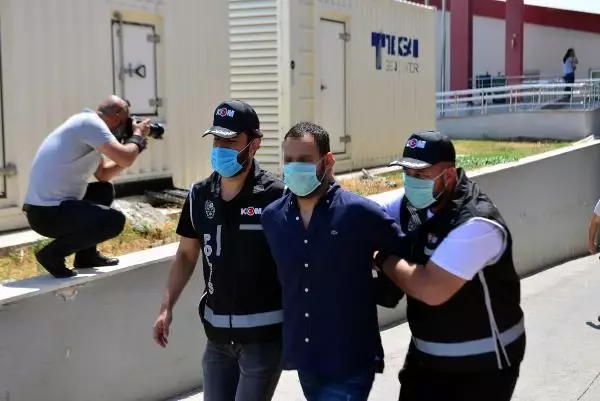 ŞİRİNLER ÇETESİ YÖNETİCİSİNİN EVİNDE 'SEDAT PEKER' YAZILI TESPİH