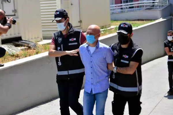 ŞİRİNLER ÇETESİ YÖNETİCİSİNİN EVİNDE 'SEDAT PEKER' YAZILI TESPİH
