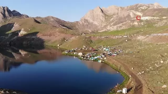 Terörden arındırılan Cilo Sat Buzul Gölleri festival alanına dönüştü
