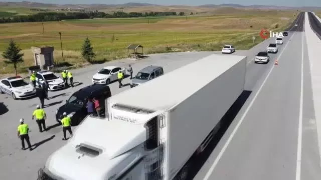 Trafik ekiplerinden Yorulunca Mola Verin Hayata Mola Vermeyin projesi