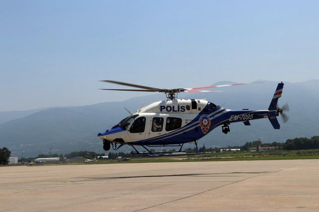 vali ve emniyet muduru helikopterle tem deki 10 14274866 o