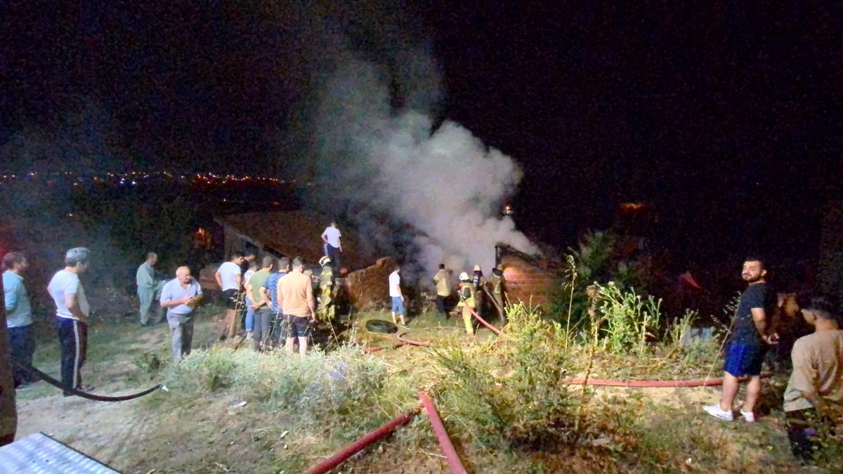 Yangın merakı vatandaşları gece uykusundan etti - Vimarsana News