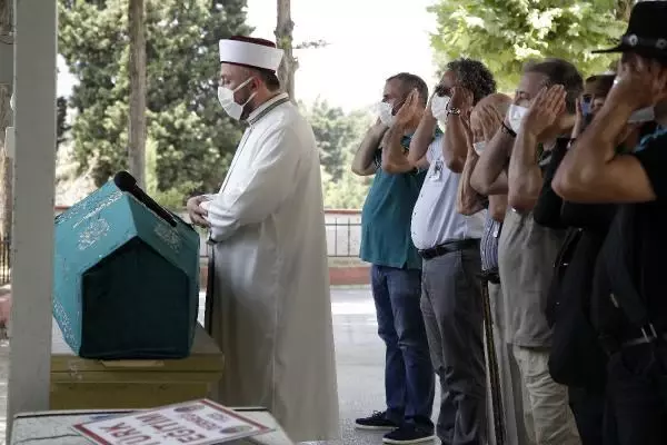 YÖNETMEN MEHMET DİNLER SON YOLCULUĞUNA UĞURLANDI