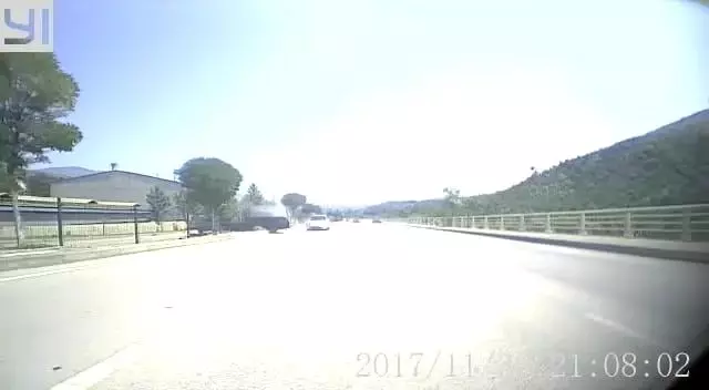 5 çocuğun yaralandığı kaza kamerada