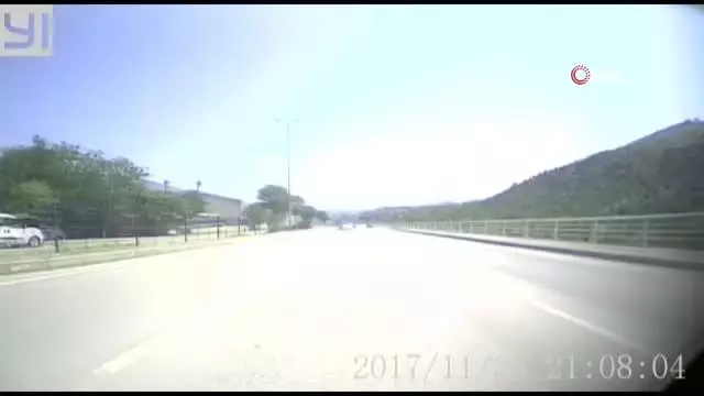 5 çocuğun yaralandığı kaza kamerada 5 çocuğun yaralandığı kaza kamerada