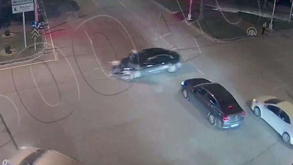 Son dakika haberi | Adana, Hatay ve Mersin'deki trafik kazaları KGYS kameralarında