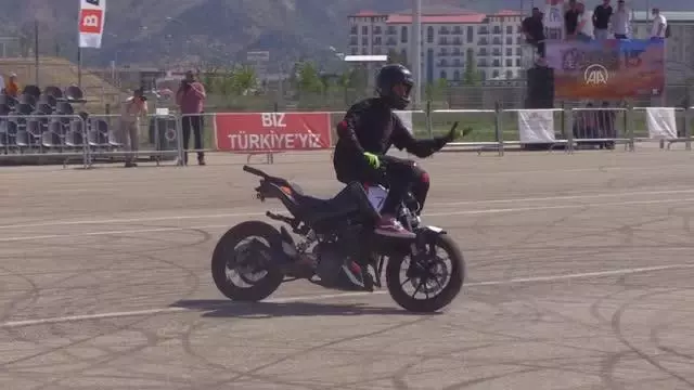 AFYONKARAHİSAR - Motosiklette Avrupa Akrobasi Şampiyonası'nda Balazs Herczeg birinci oldu