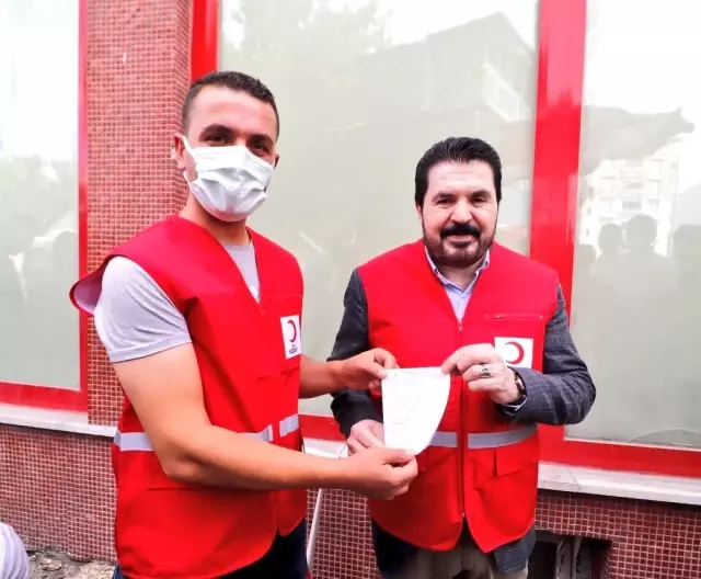 Ağrı Belediye Başkanı Sayan'dan down sendromlu vatandaşa bayram sürprizi