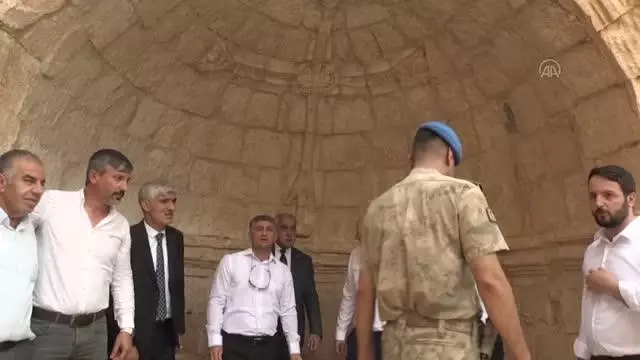 AK Parti Genel Başkan Yardımcısı Ömer İleri, Süryani köyünü ziyaret etti