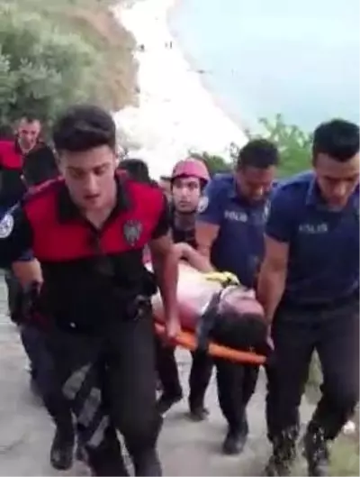 Alkollü gençlerin taşkınlığı kavgaya döndü: 3 yaralı