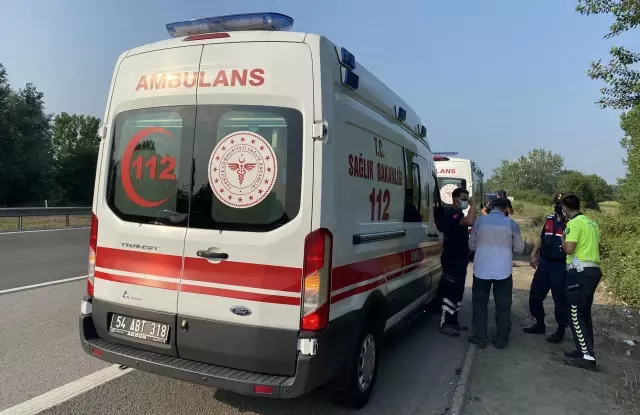 Anadolu Otoyolu'nda devrilen otomobildeki 3 kişi yaralandı