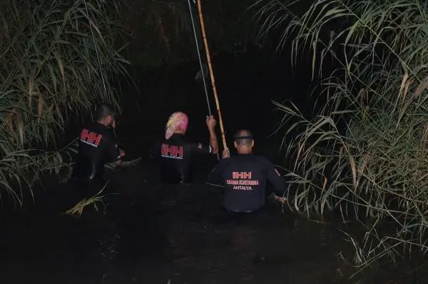 Antalya'da kaybolan Ecrin için ekipler seferber oldu