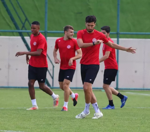 Antalyaspor, Erzurum kampındaki son çalışmasını yaptı