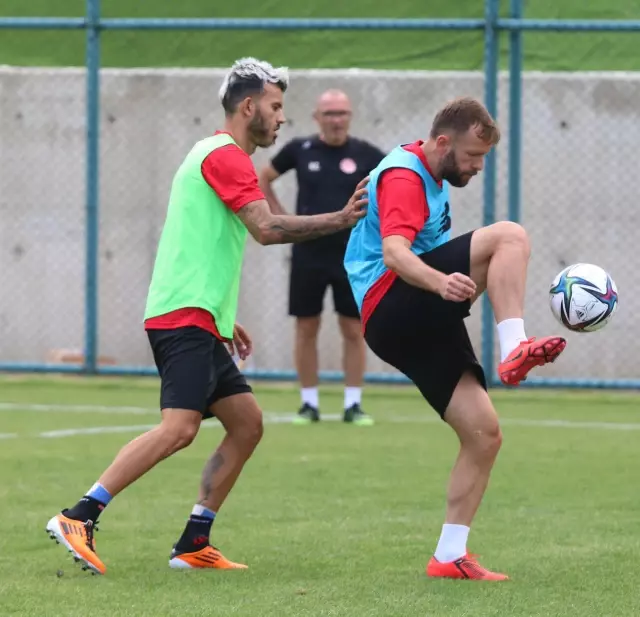 Antalyaspor, Erzurum kampındaki son çalışmasını yaptı