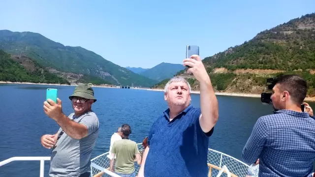 Artvin'de baraj gölleri turizme kazandırılıyor