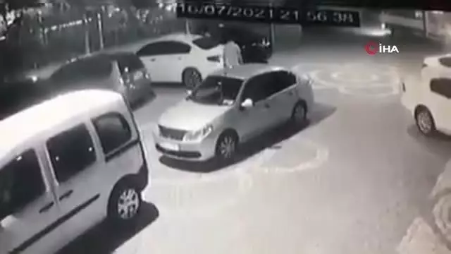 Son dakika 3. sayfa: Avukat ile kardeşinin öldürülme anına ilişkin yeni görüntüler ortaya çıktı Son dakika 3. sayfa: Avukat ile kardeşinin öldürülme anına ilişkin yeni görüntüler ortaya çıktı
