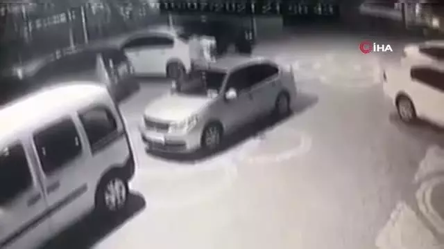 Son dakika 3. sayfa: Avukat ile kardeşinin öldürülme anına ilişkin yeni görüntüler ortaya çıktı
