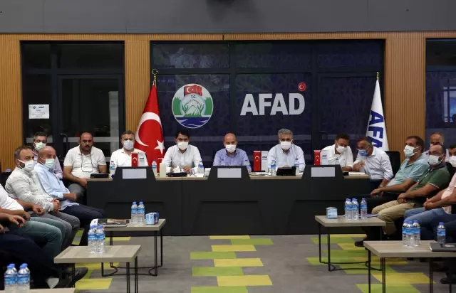 Bakan Kurum, afet bölgesindeki incelemelerini sürdürdü