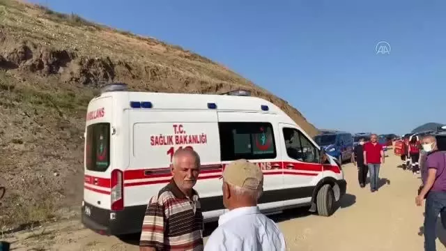 Amasya'da baraj gölünde kaybolan aynı aileden 5 kişinin cesedine ulaşıldı 6 Amasya'da baraj gölünde kaybolan aynı aileden 5 kişinin cesedine ulaşıldı