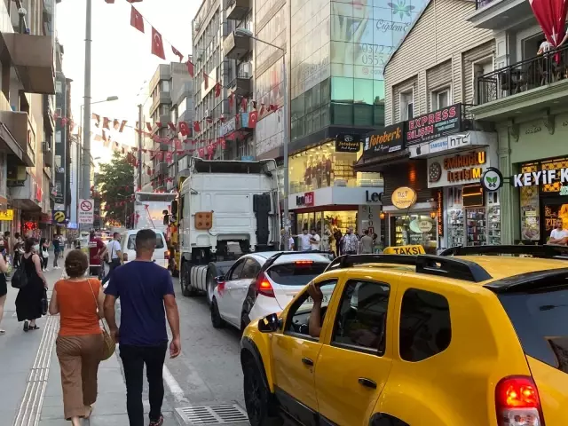 Bayram öncesi yoğunluk nedeniyle vaka sayılarının artmasından endişe ediliyor