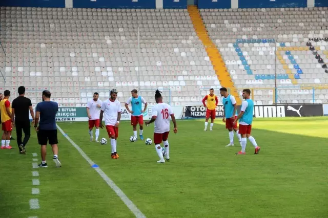 BB Erzurumspor Antalyaspor maçının hakemleri stada gelmedi