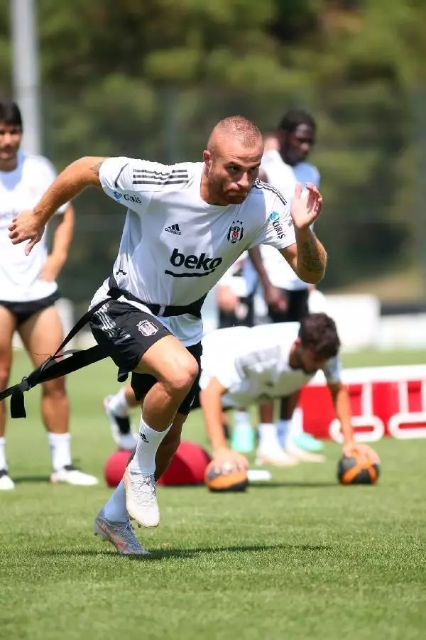 SPOR Beşiktaş sabah kuvvet, akşam taktik çalıştı