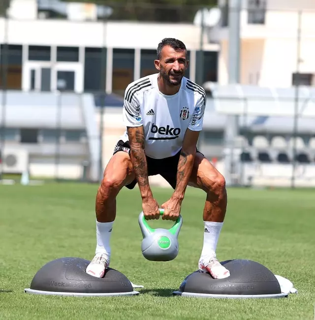 Beşiktaş'ta hazırlıklar sürüyor