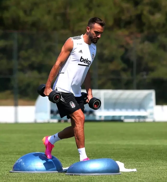 Beşiktaş'ta hazırlıklar sürüyor