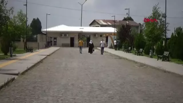 BİR ANNE DAHA EVLADINA KAVUŞTU